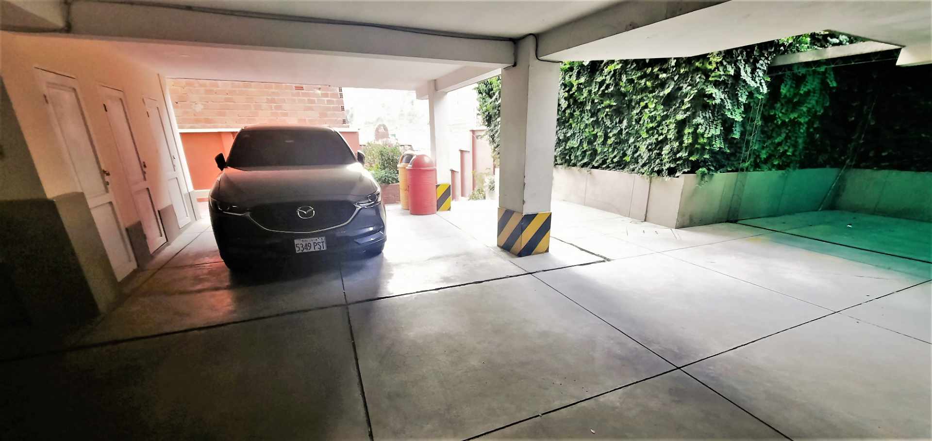 Departamento A 1 cuadra Plaza Humboldt Calacoto Foto 24