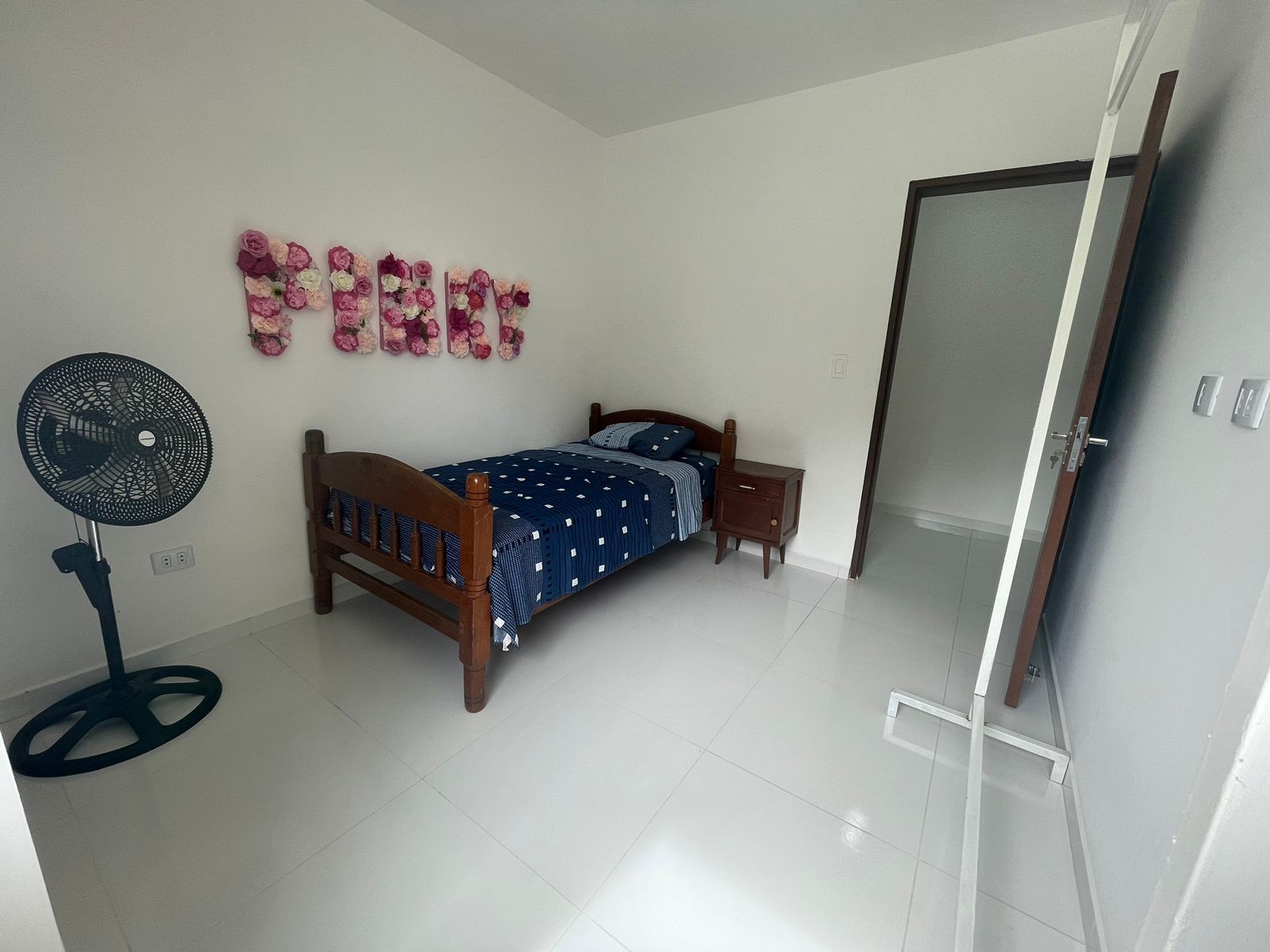 En Alquiler a $us 650 Foto 3