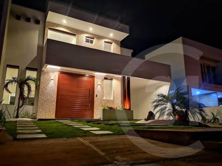 Casa en AlquilerAvenida Virgen de Cotoca, 8vo anillo Foto 4