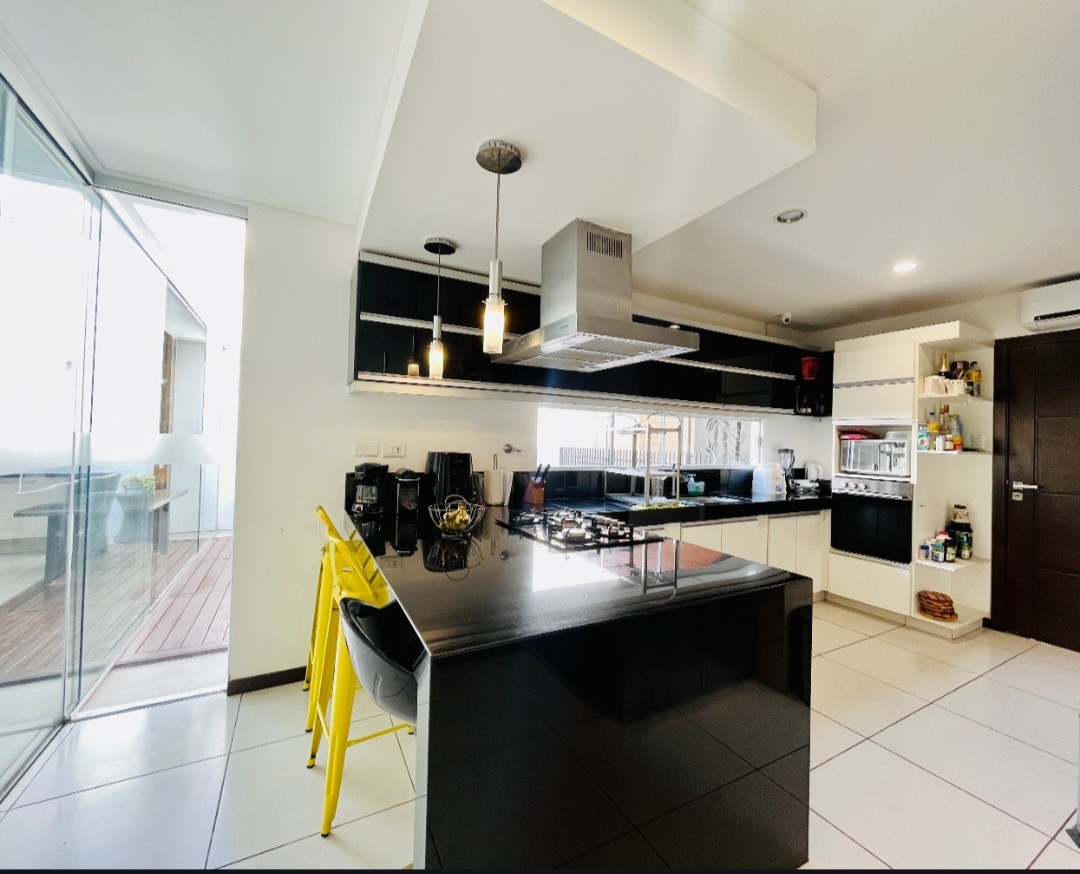 Casa en VentaCOND. VILLA FATIMA, AV. CANAL PEDRO VELEZ ENTRE 4TO Y 5TO ANILLO 4 dormitorios 3 baños 2 parqueos Foto 24