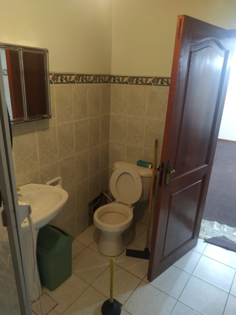 Casa en Miraflores en La Paz 6 dormitorios 5 baños 1 parqueos Foto 9