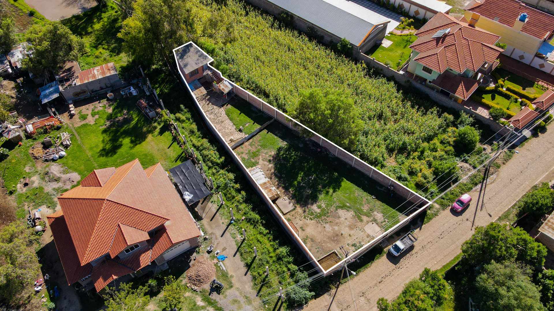 Terreno S/N A pasos de la Av. Elias Meneses - a 1 km de la Tranca Piñami - Quillacollo Foto 1