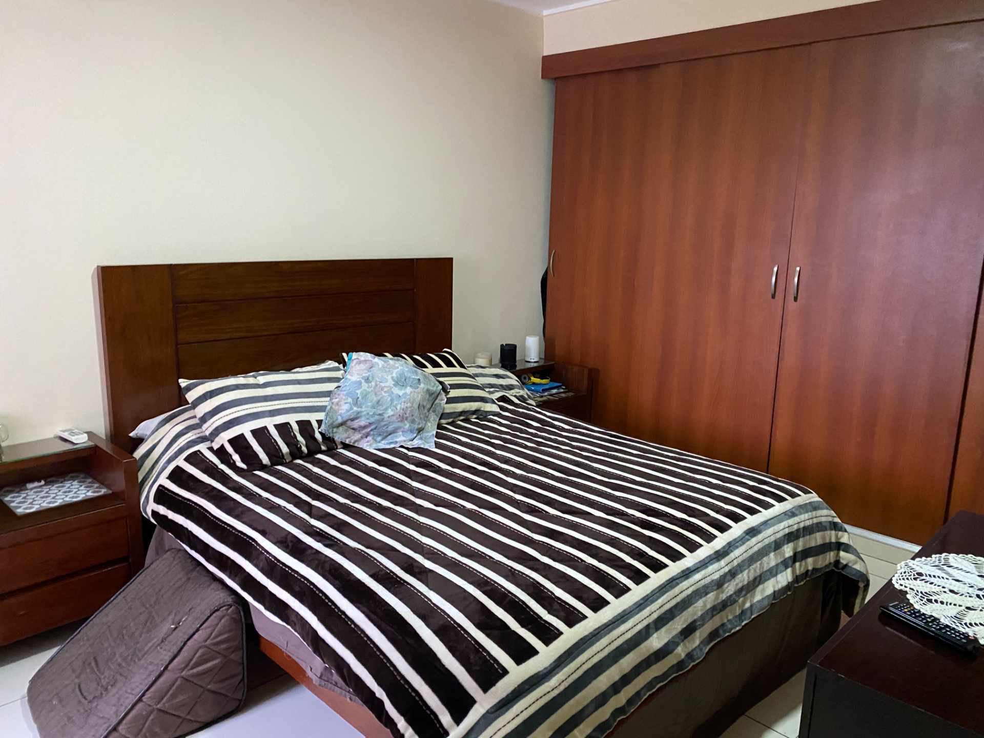 Departamento en VentaCondominio San Francisco, Av. Doble Via entre 5 y 6 anillo  Foto 13