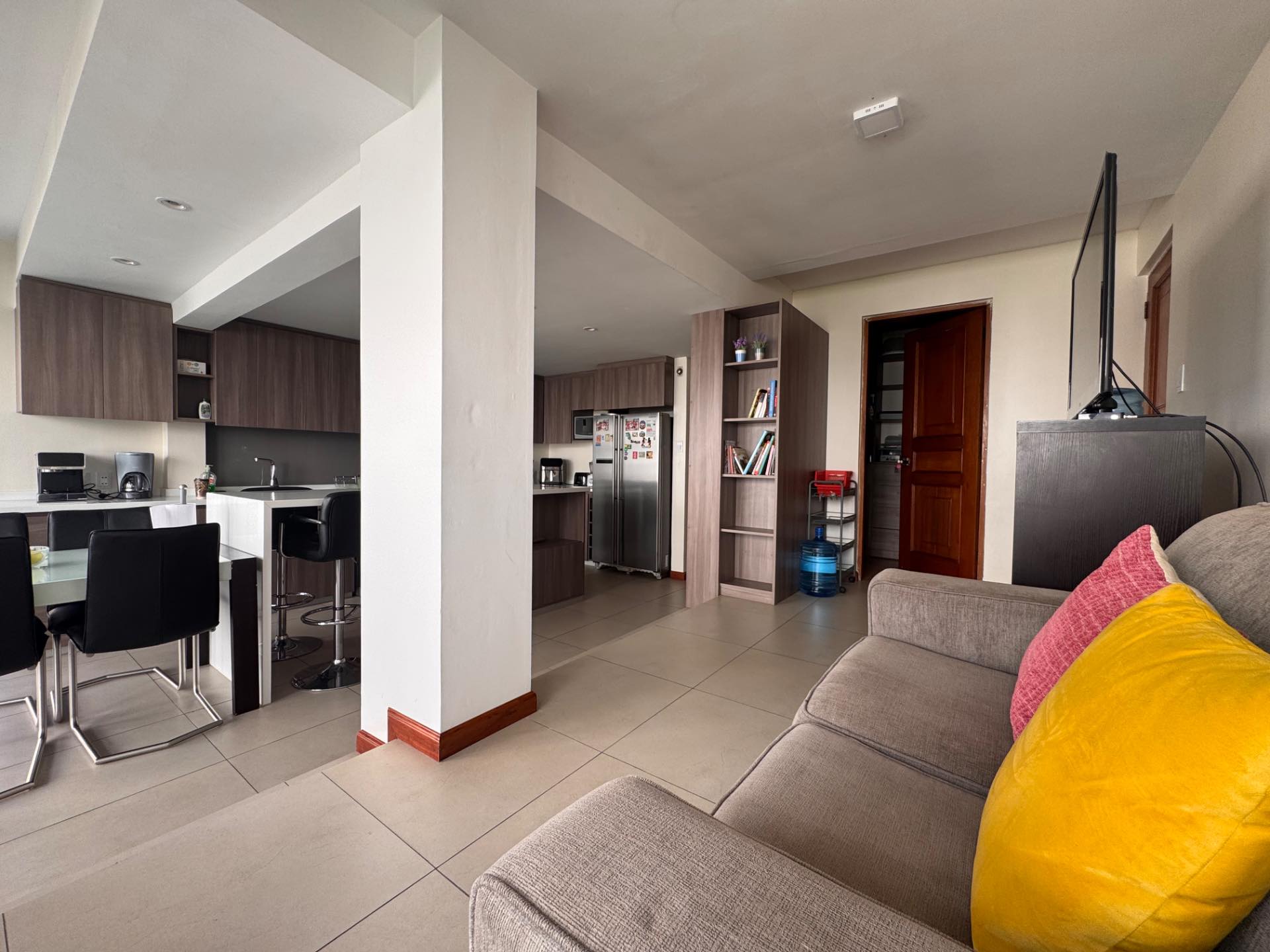 Casa en Irpavi en La Paz 5 dormitorios 5 baños 4 parqueos Foto 15