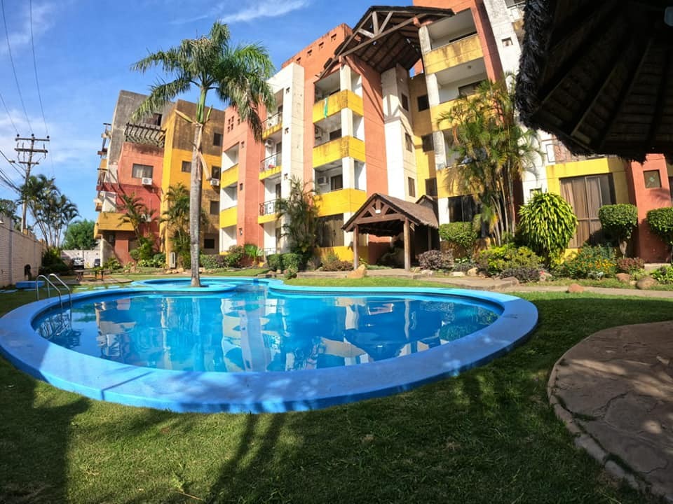 Departamento en VentaCondominio LA SIERRA ‼️ ZONA NORTE -–7mo. ANILLO 3 dormitorios 3 baños 1 parqueos Foto 1