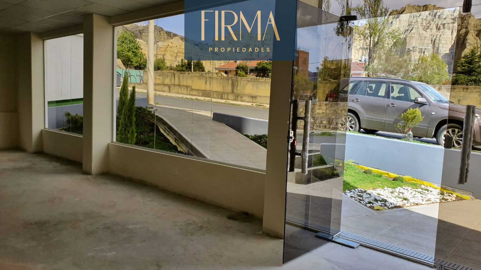 Local comercial en VentaCOMPRA ESTE LOCAL EN ACHUMANI    Foto 2