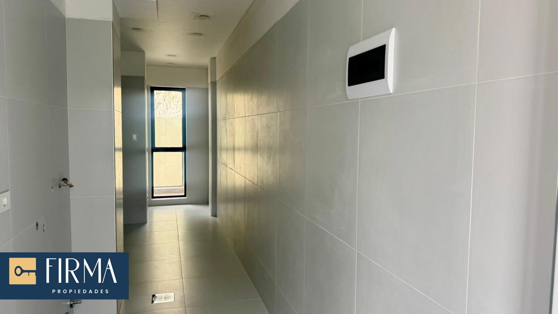 Casa en Achumani en La Paz 4 dormitorios 6 baños 2 parqueos Foto 14