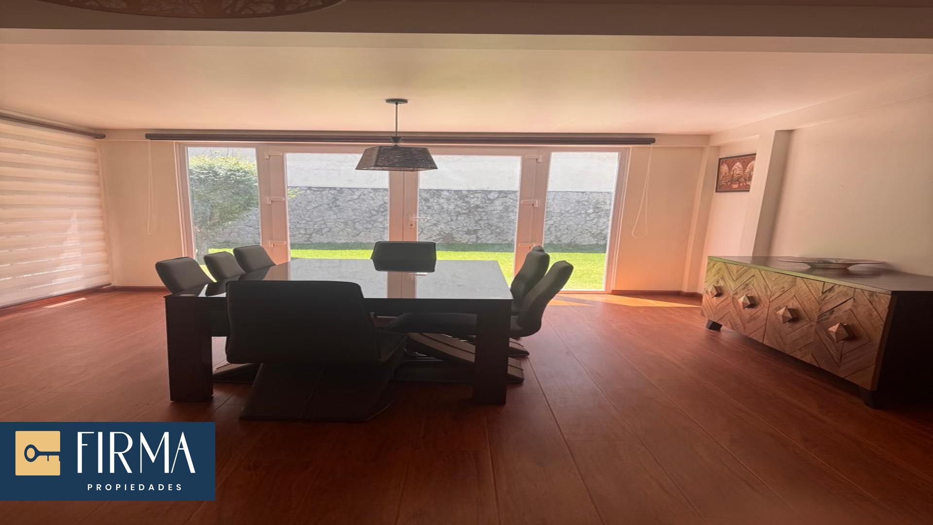 Casa en AlquilerCASA EN ALQUILER CON GARZONIER INDEPENDIENTE, IRPAVI BAJO 4 dormitorios 6 baños 3 parqueos Foto 6