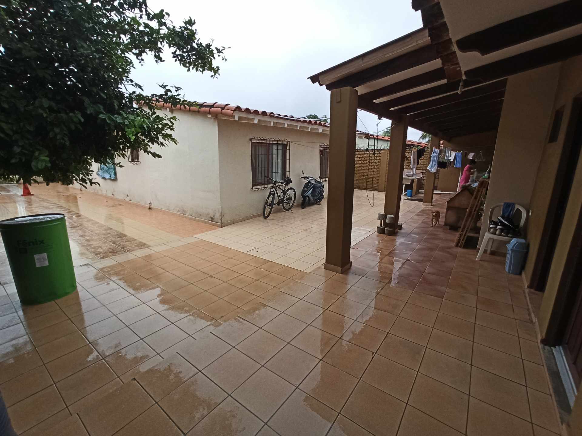 Casa en VentaAV MOSCU, ENTRE 7MO Y 8VO ANILLO, ZONA MERCADO LAS AMERICAS. Calle Nogal, cerca del Hospital Frances Foto 15