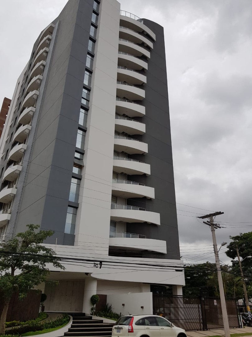 Departamento en VentaEquipetrol, Edificio Macororo 9, departamento  de lujo Foto 5