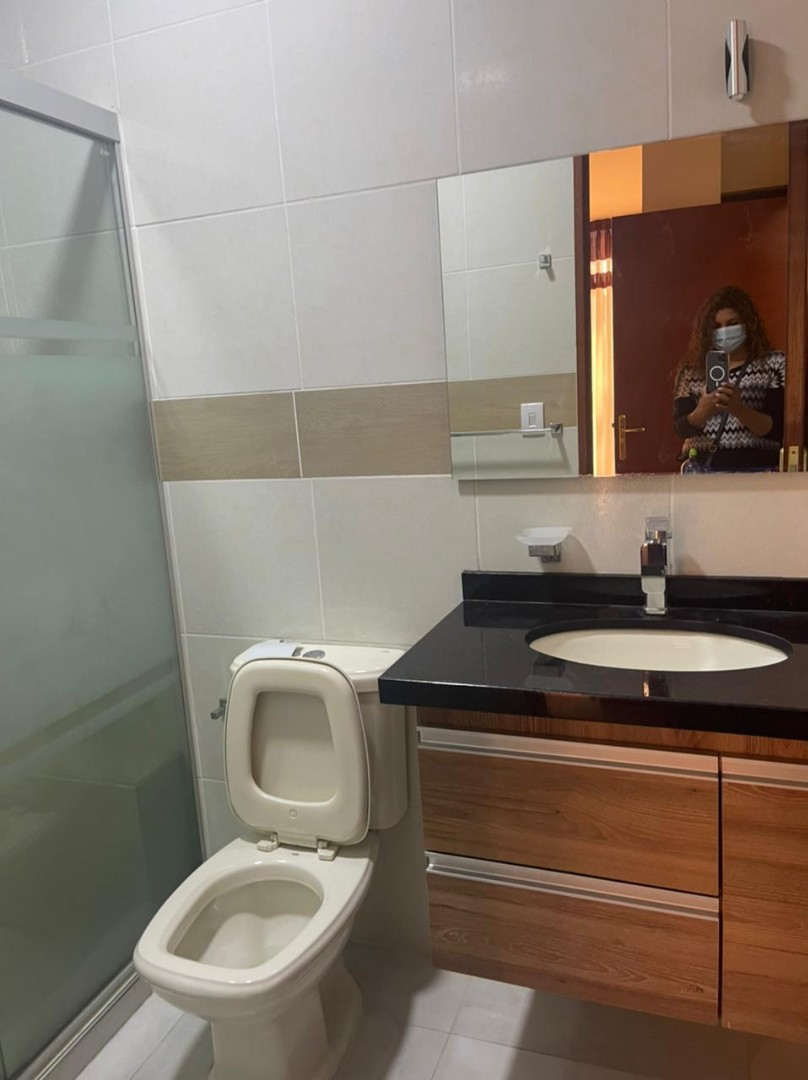 Departamento en AlquilerBS.2500.- DEPARTAMENTO  3DORM. + EXPENSAS PROX. CALLE ESTEBAN ARCE Y URUGUAY 3 dormitorios 2 baños  Foto 9