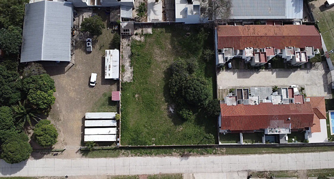 Terreno en VentaTerreno de 2,090 m2 con 40 mts de frente entre 4to y 5to anillo Zona Oeste    Foto 2