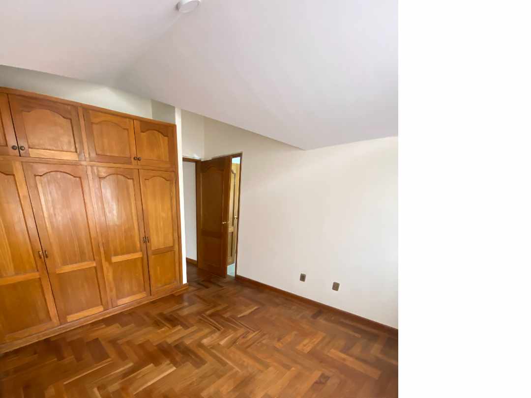 En Venta a $us 105,000 Foto 3