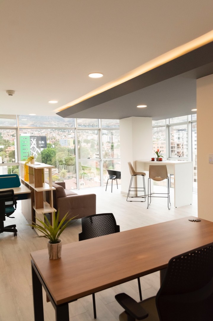 Oficina en VentaOFICINAS EN VENTA - PASEO ARANJUEZ.                                                                                                  
Av. America y Pantaleon Dalence  4 dormitorios 1 baños  Foto 10