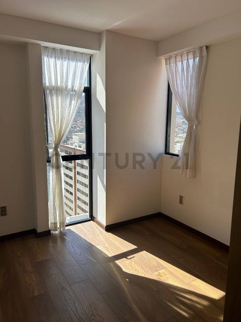 Departamento en AlquilerSOPOCACHI AV. 6 DE AGOSTO Y MACARIO PINILLA 2 dormitorios 1 baños  Foto 5