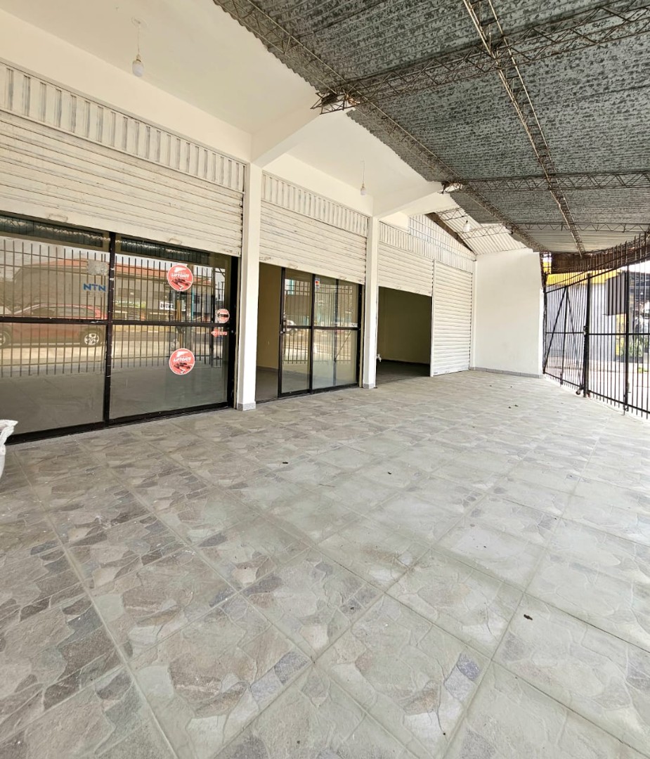 Departamento en AlquilerAv. Paragua 2do anillo  3 dormitorios 2 baños 4 parqueos Foto 9