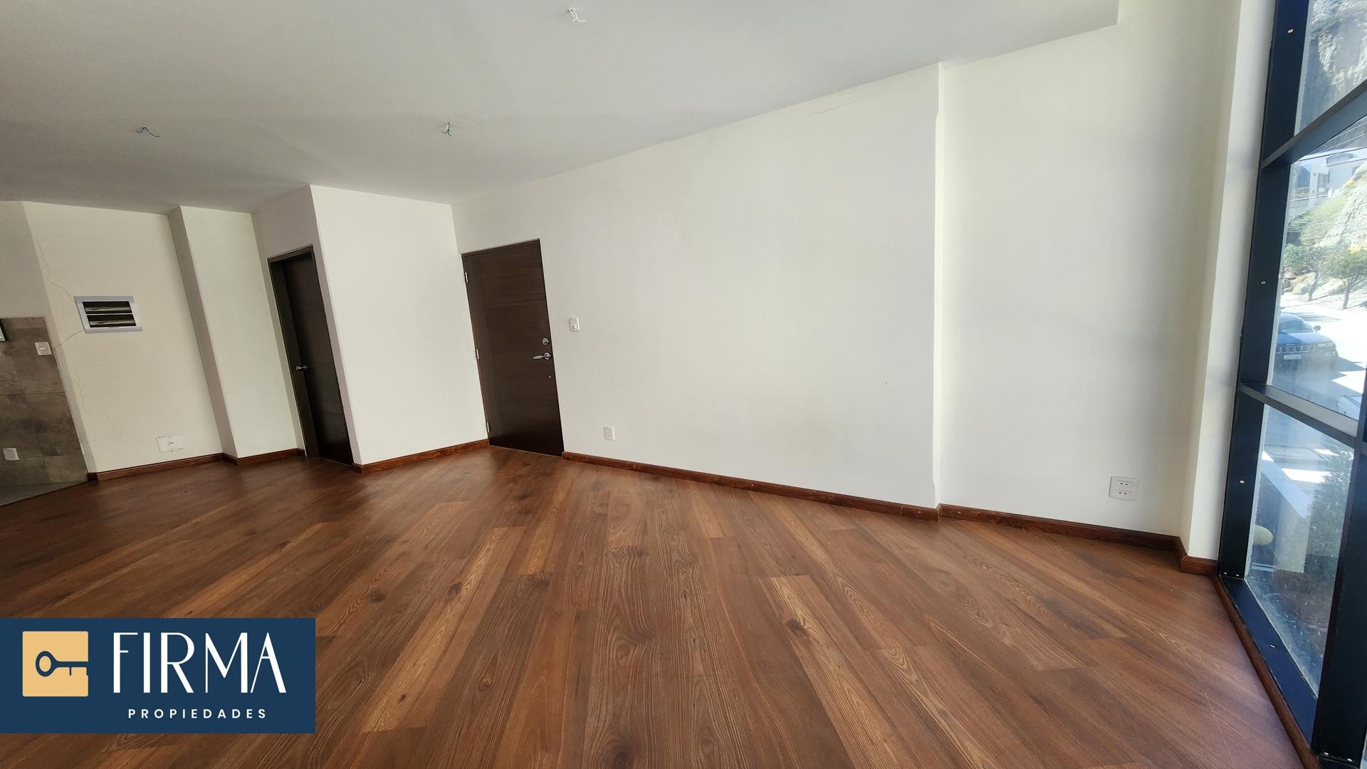Departamento en VentaDEPARTAMENTO EN VENTA CON BALCON EN ACHUMANI Foto 2