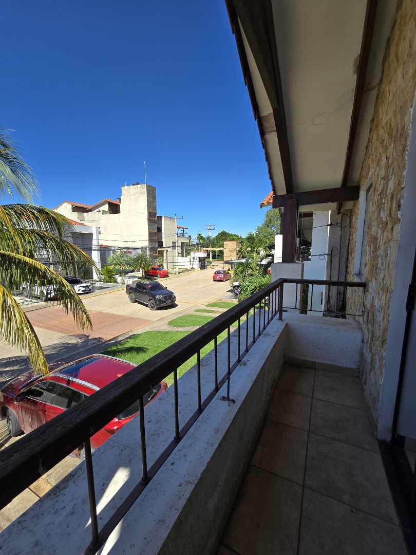 Casa en VentaZONA NORTE Km 8   1 /2 4 dormitorios 4 baños 2 parqueos Foto 18