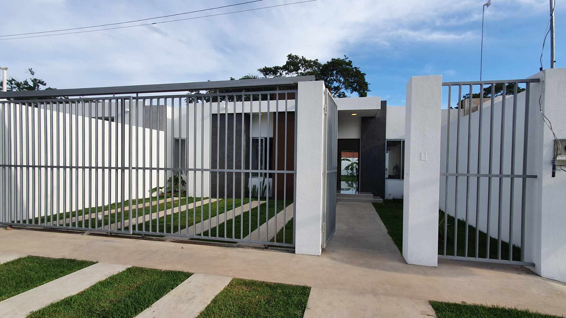 Casa en Carretera Norte en Santa Cruz de la Sierra 3 dormitorios 3 baños 2 parqueos Foto 21