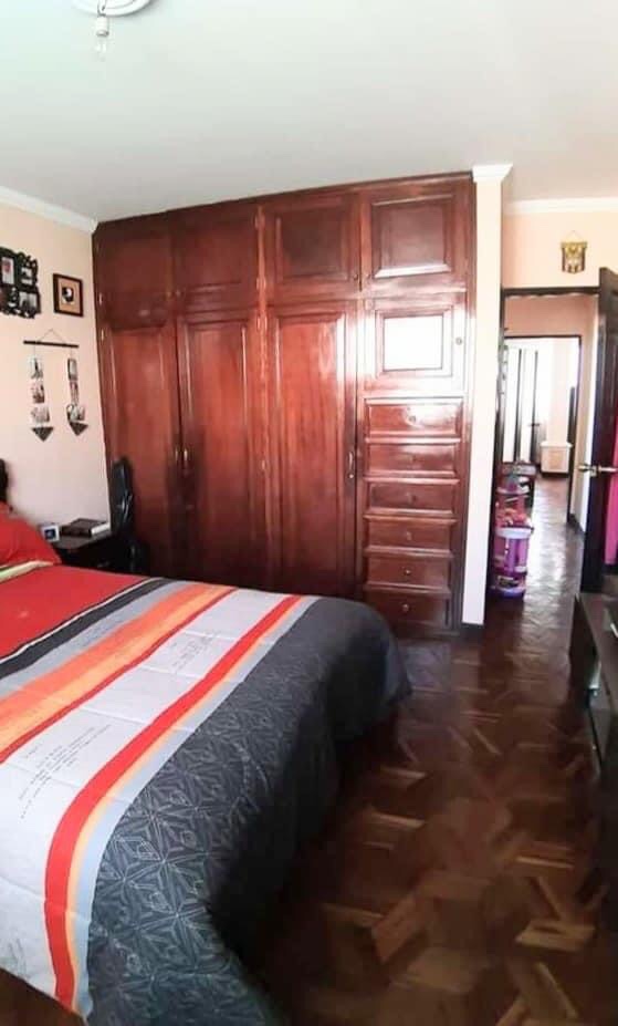 Departamento en Miraflores en La Paz 3 dormitorios 2 baños  Foto 6