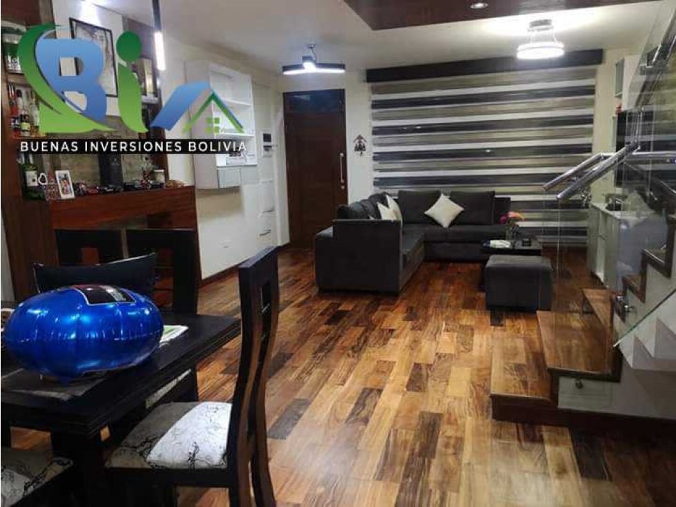 Casa en Queru Queru en Cochabamba 4 dormitorios 5 baños 2 parqueos Foto 17