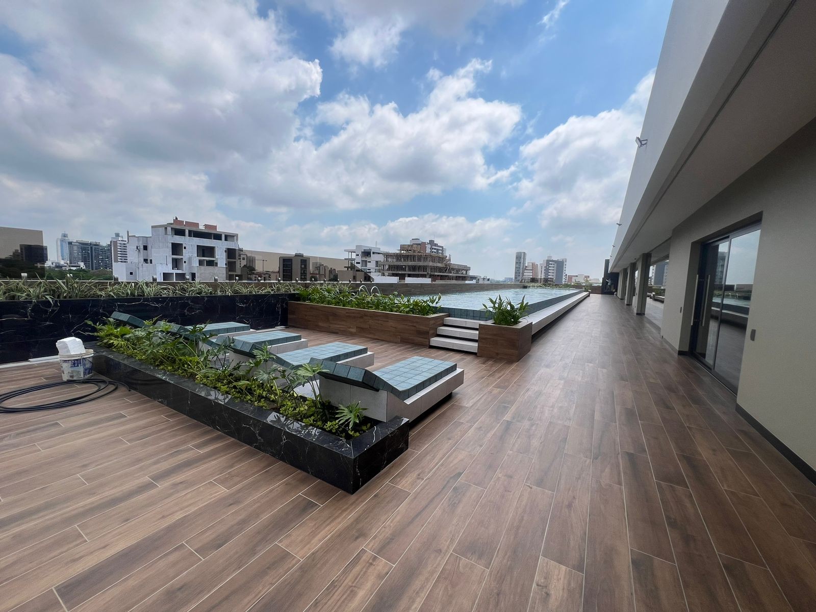 Departamento en AlquilerBARRIO EQUIPETROL 8 ESTE 1 dormitorios 1 baños  Foto 15