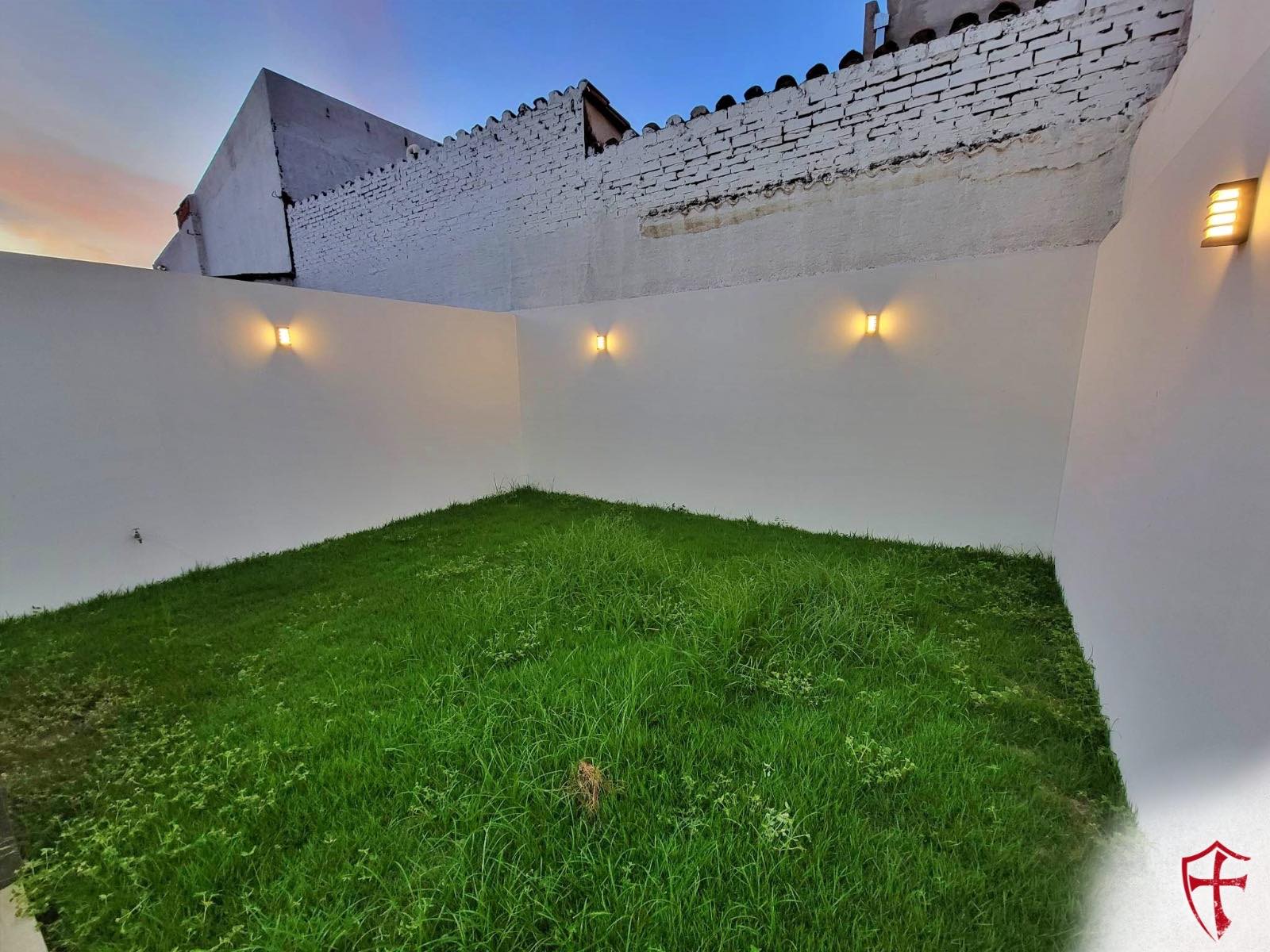 Casa en Entre 3er y 4to anillo Oeste en Santa Cruz de la Sierra 3 dormitorios 3 baños 2 parqueos Foto 9