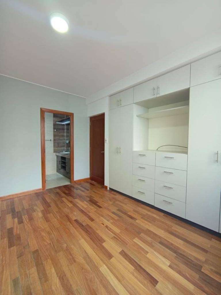 En Alquiler a Bs 4,000 Foto 7