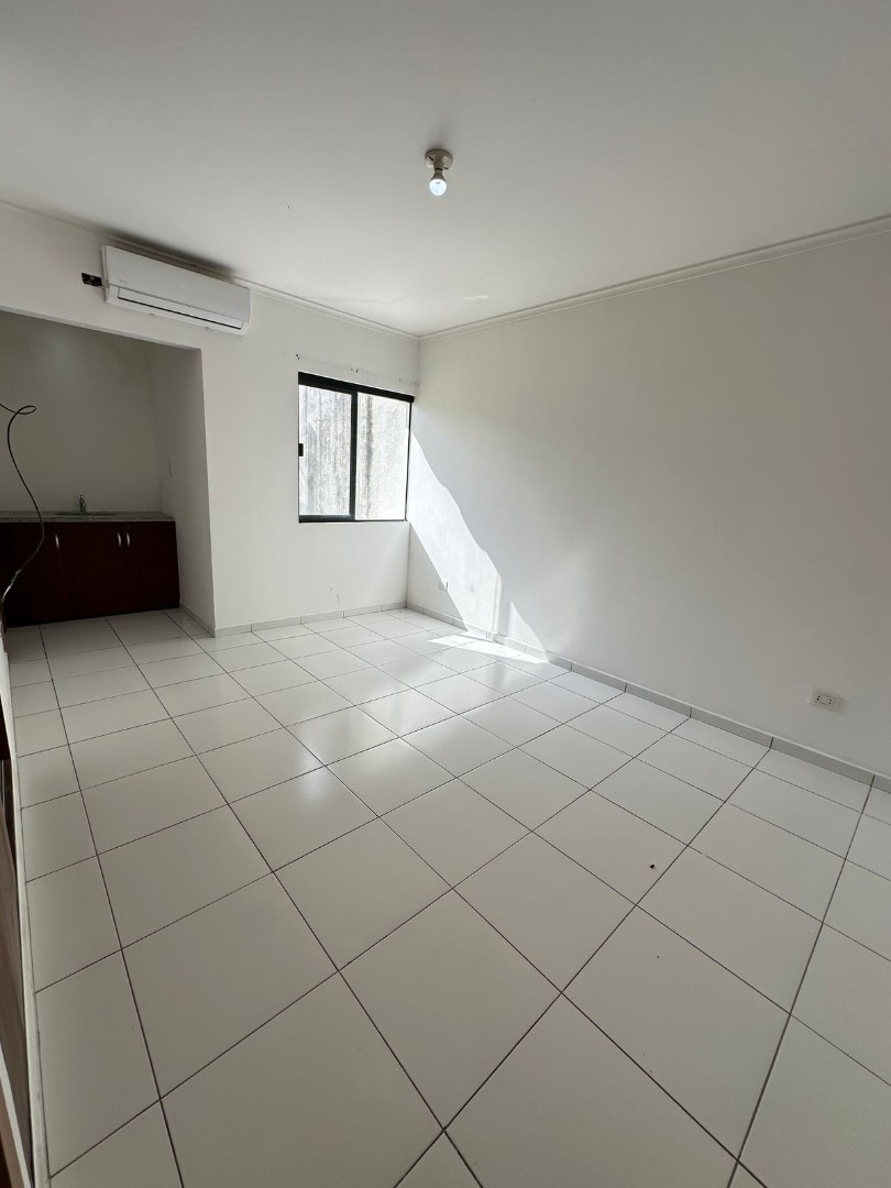 Casa en Entre 7mo y 8vo anillo Norte en Santa Cruz de la Sierra 3 dormitorios 2 baños 1 parqueos Foto 8