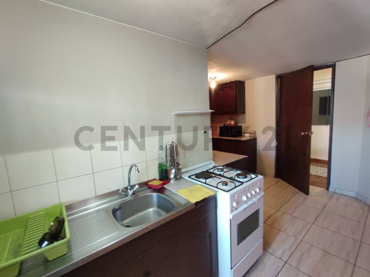 Departamento en San Jorge en La Paz 2 dormitorios 3 baños 1 parqueos Foto 5