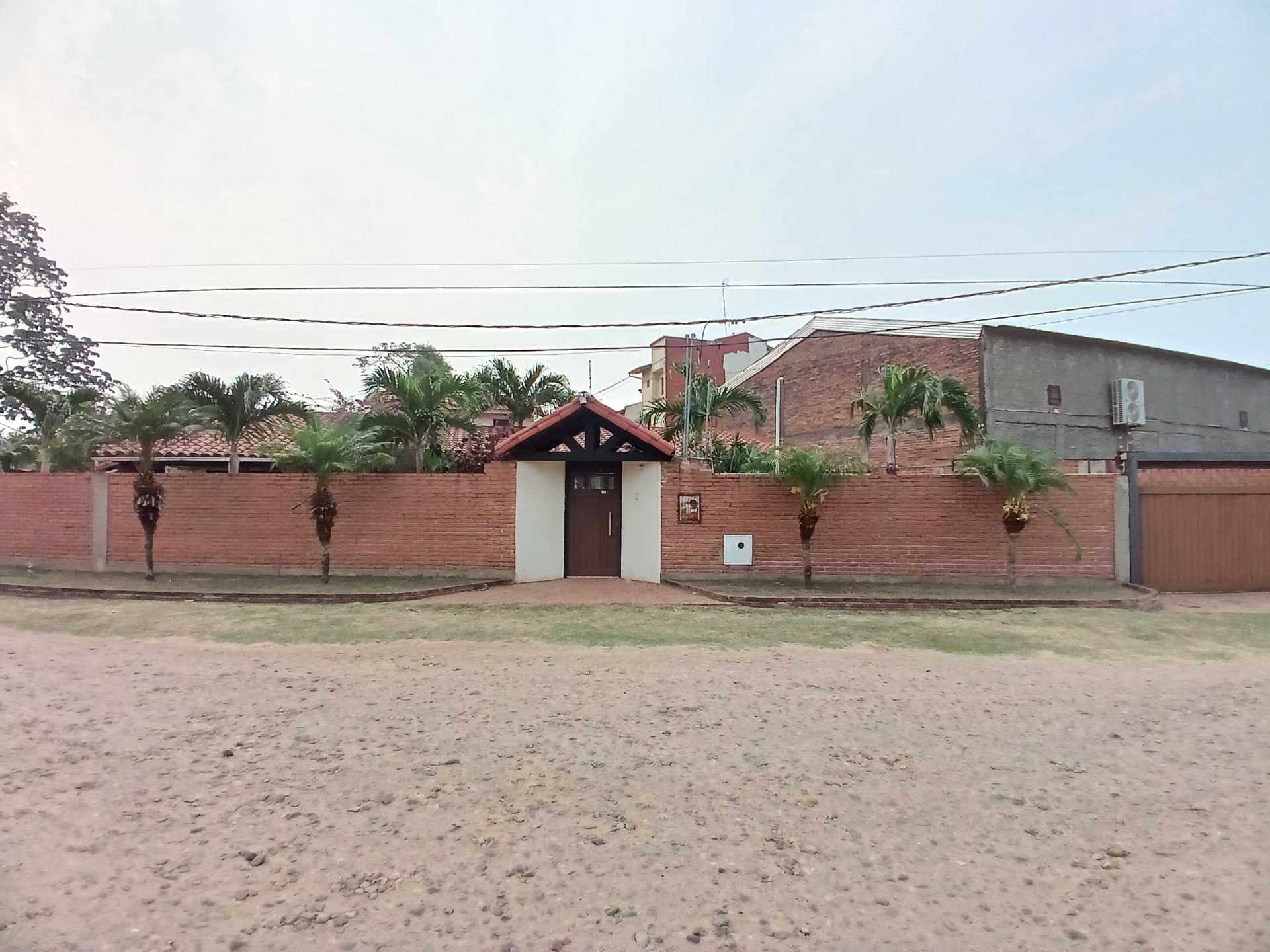 Casa en VentaZONA DOBLE VIA LA GUARDIA / 7º y 8º ANILLO EL BAJÍO  3 dormitorios 3 baños 2 parqueos Foto 7