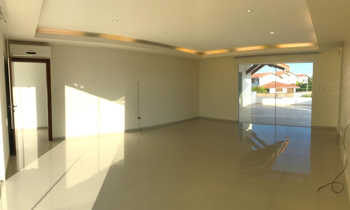 Casa en AlquilerEN ALQUILER CASA EN COLINAS DEL URUBO SECTOR LA CAÑADA Foto 8