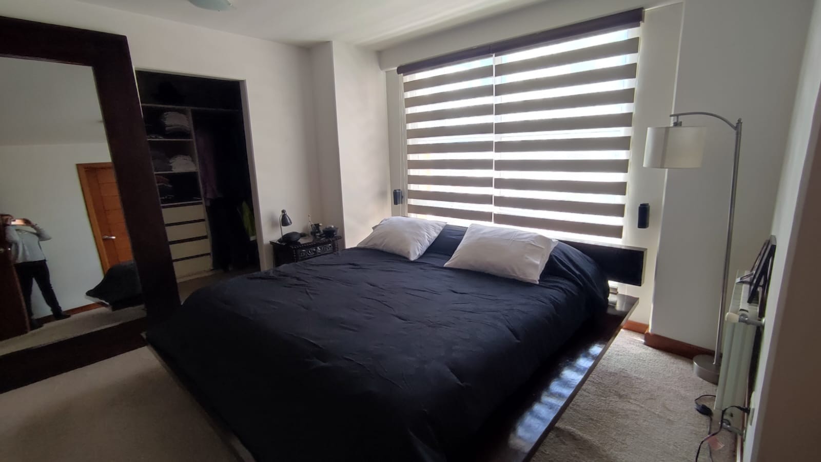 Departamento en VentaAV. COSTANERA 3 dormitorios 4 baños 1 parqueos Foto 2