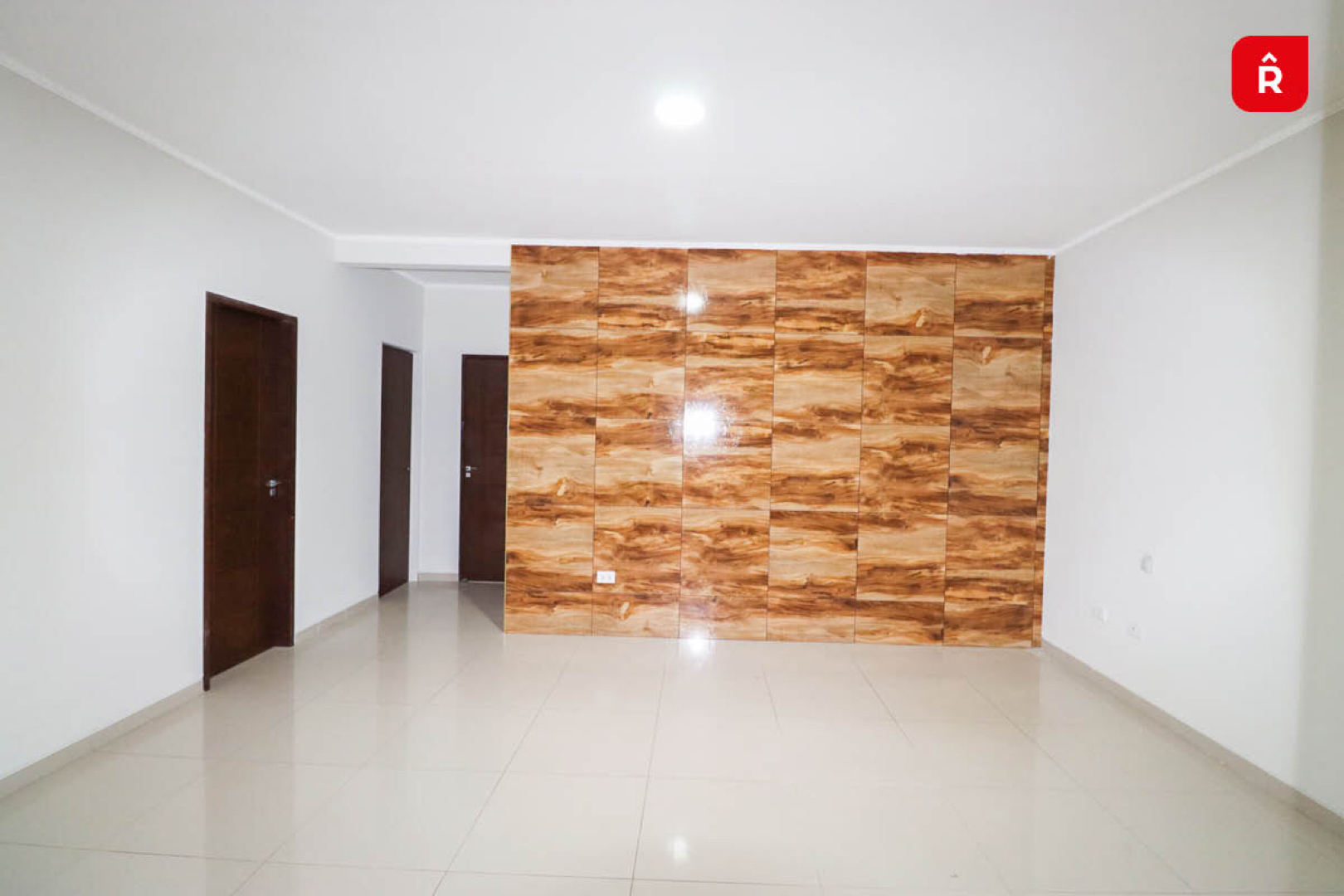 Casa en Entre 7mo y 8vo anillo Norte en Santa Cruz de la Sierra 4 dormitorios 6 baños 2 parqueos Foto 7