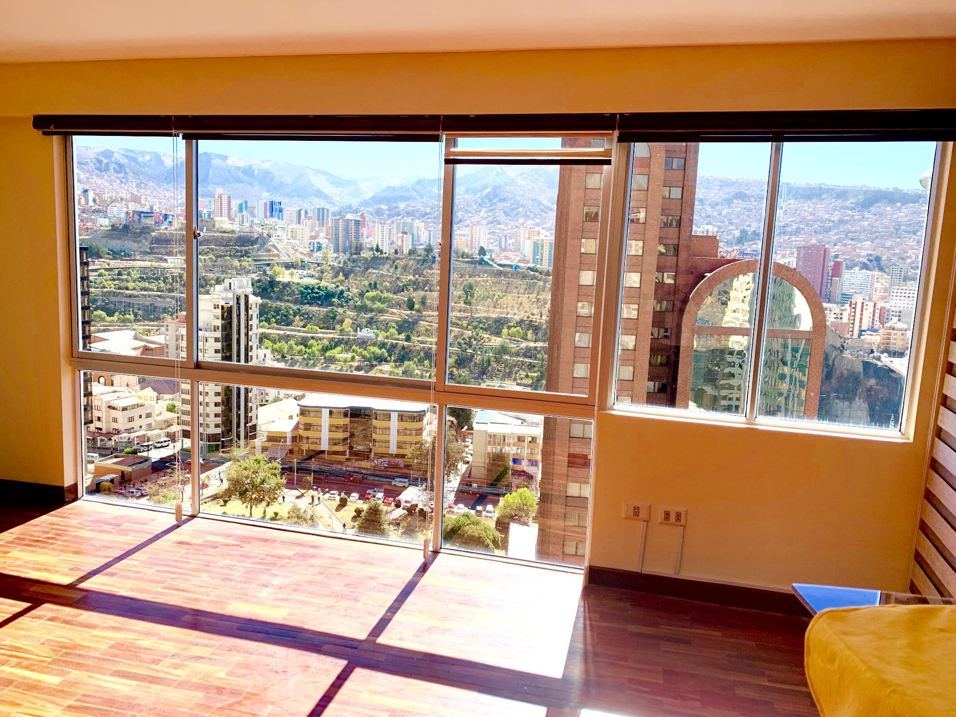 Departamento en Sopocachi en La Paz 3 dormitorios 3 baños 1 parqueos Foto 6