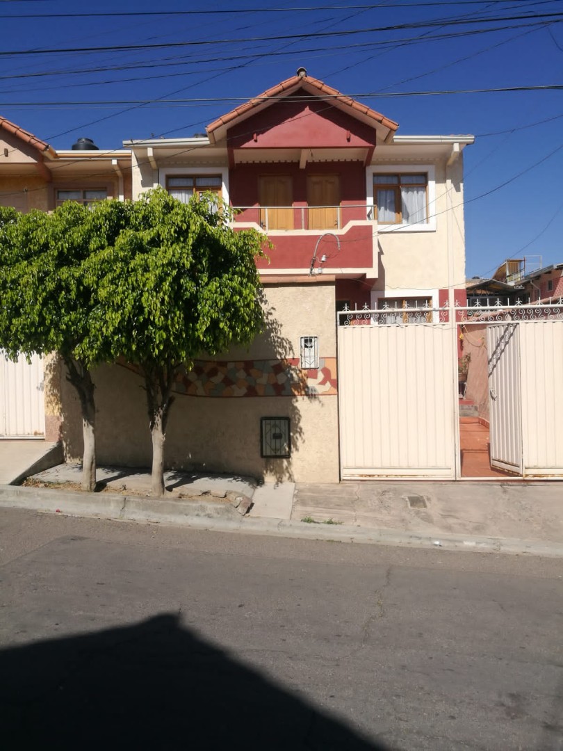 Casa $US.-117.000.- OPORTUNIDAD!!! CASA INM. HOSPITAL DEL NORTE CONDEBAMBA Foto 1