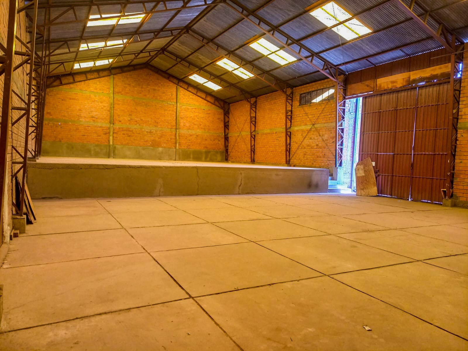 Terreno en Cota Cota en La Paz    Foto 1