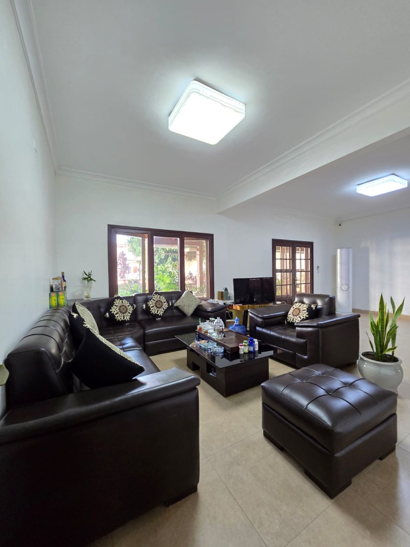 Casa en Venta⭐ CASA EN AVENIDA PRINCIPAL AV. RÍO GRANDE CON GRAN TERRENO, 5 SUITES Y GARAJE MÚLTIPLE Foto 16