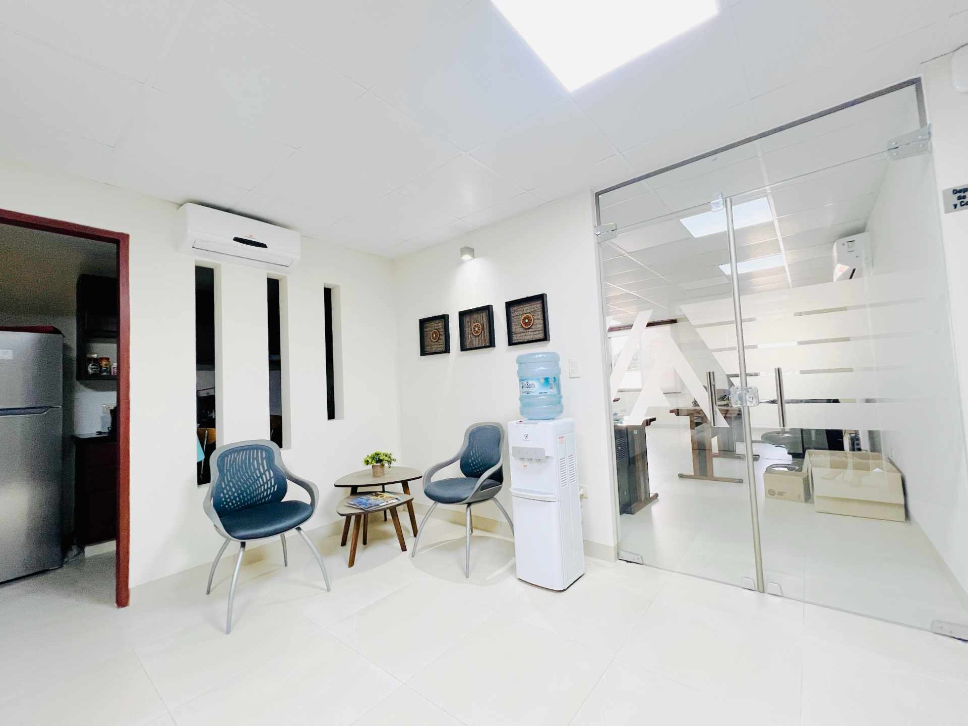 En Alquiler a $us 900 Foto 7