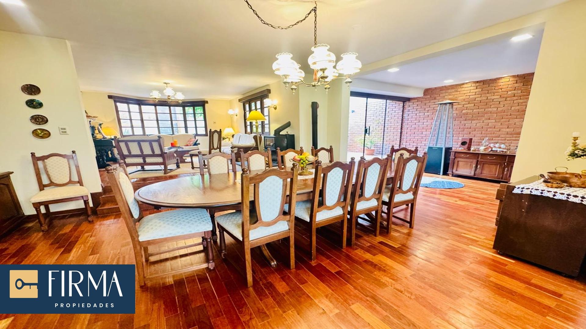 Casa en VentaMALLASILLA 6 dormitorios 9 baños 4 parqueos Foto 19