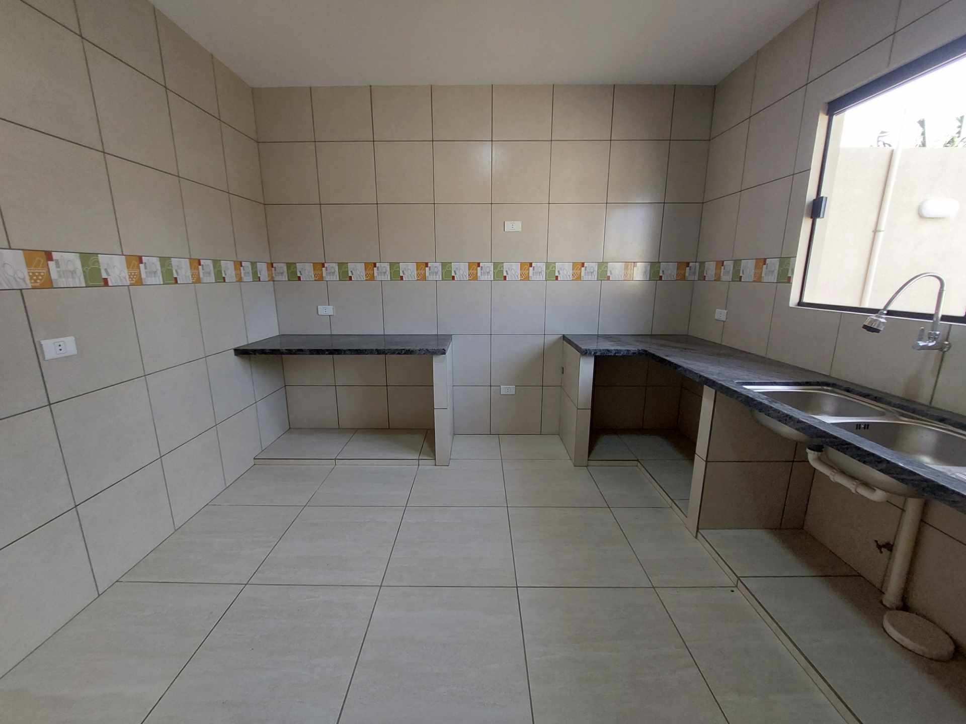 Casa en VentaCASA A ESTRENAR DE 3 DORMITORIOS – ZONA SUR, BARRIO 4 DE OCTUBRE Foto 5