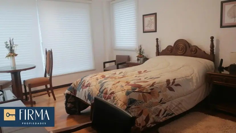 Casa en AlquilerCASA EN ALQUILER EN ACHUMANI AMOBLADA Y EQUIPADA 4 dormitorios 6 baños 3 parqueos Foto 5