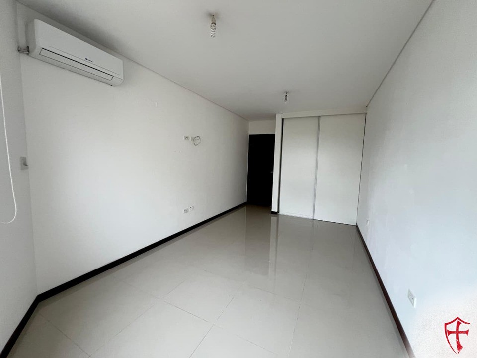 En Alquiler a Bs 4,900 Foto 9