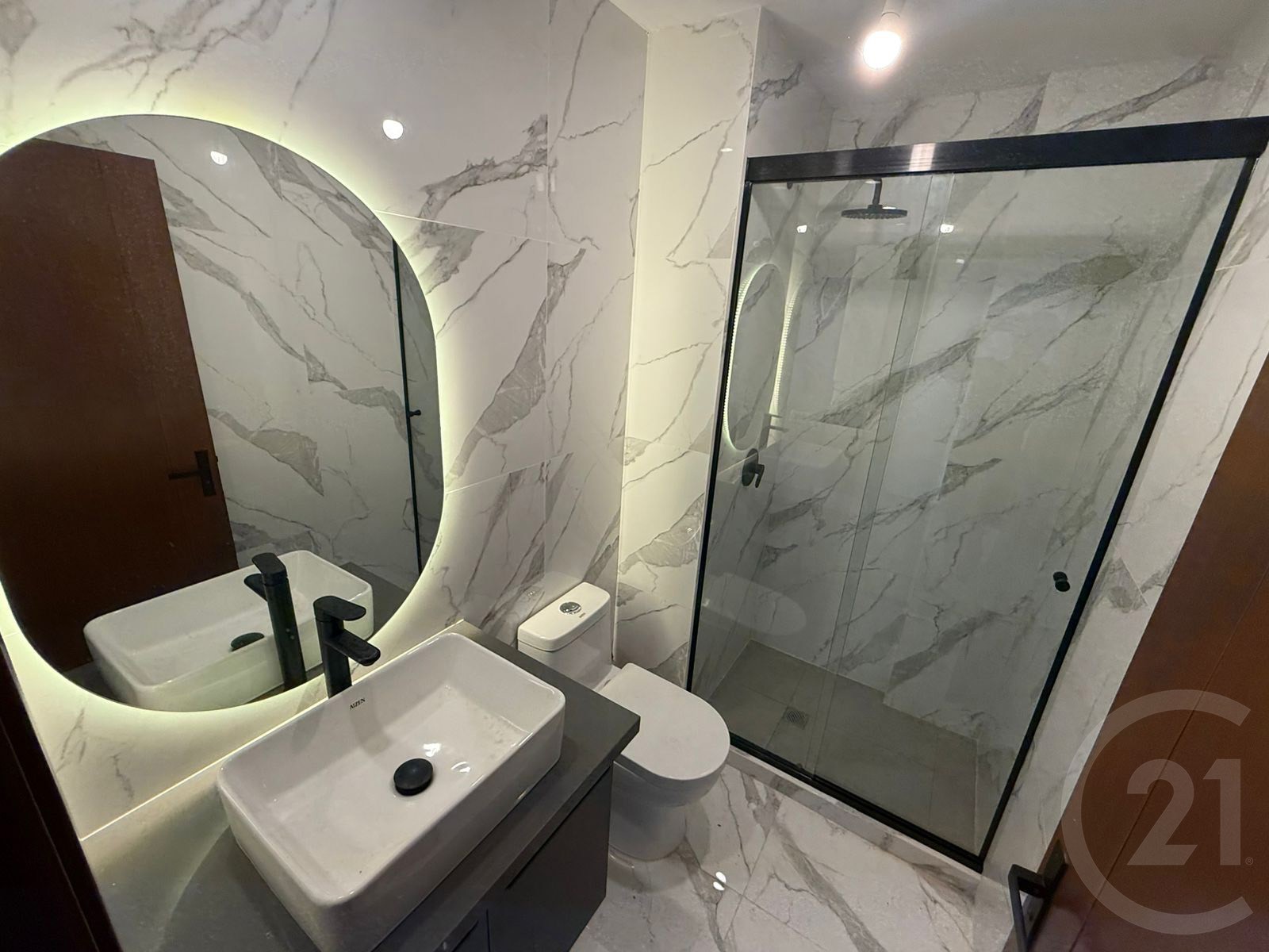 Departamento en VentaAvenida Beni, entre 4to y 5to anillo 1 dormitorios 1 baños  Foto 6