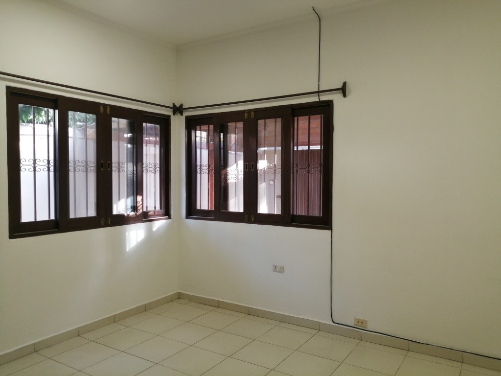 Casa 📍 Ubicación: Av. Banzer, entre 3er y 4to Anillo Norte Foto 10