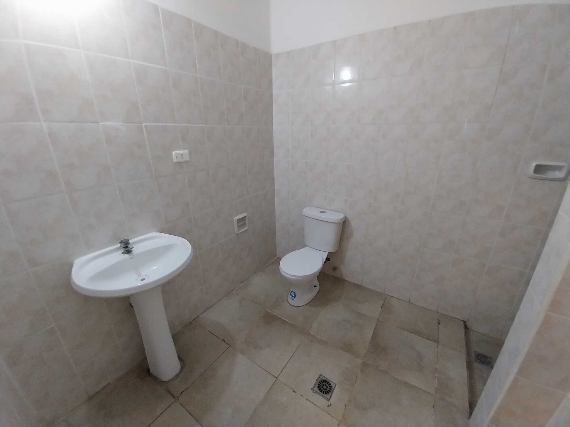 Casa en AlquilerBARRIO HAMACAS - ZONA NORTE 4° ANILLO Foto 12