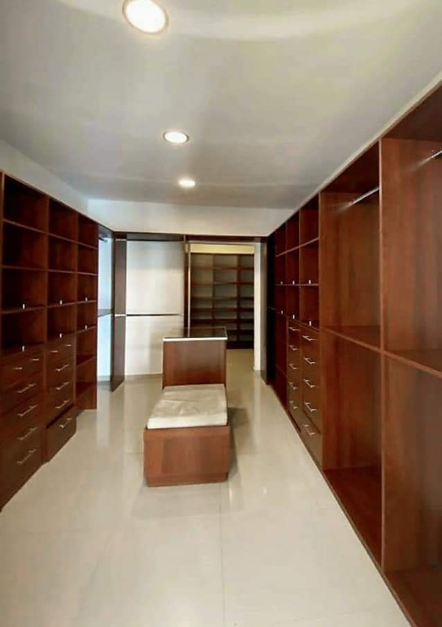 Casa en AlquilerURUBÓ 
Condominio Colinas del Urubó 
Sector 1 Foto 14