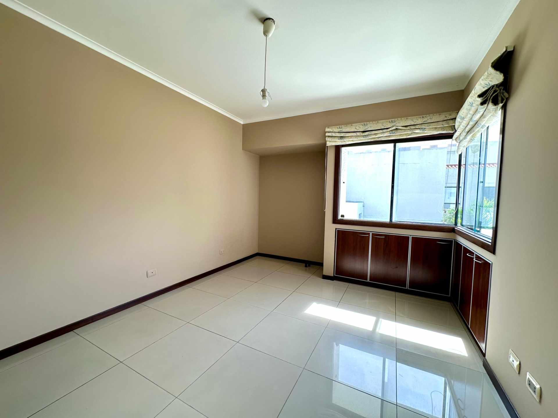Casa en AlquilerCONDOMINIO CIUDAD REAL  Foto 6