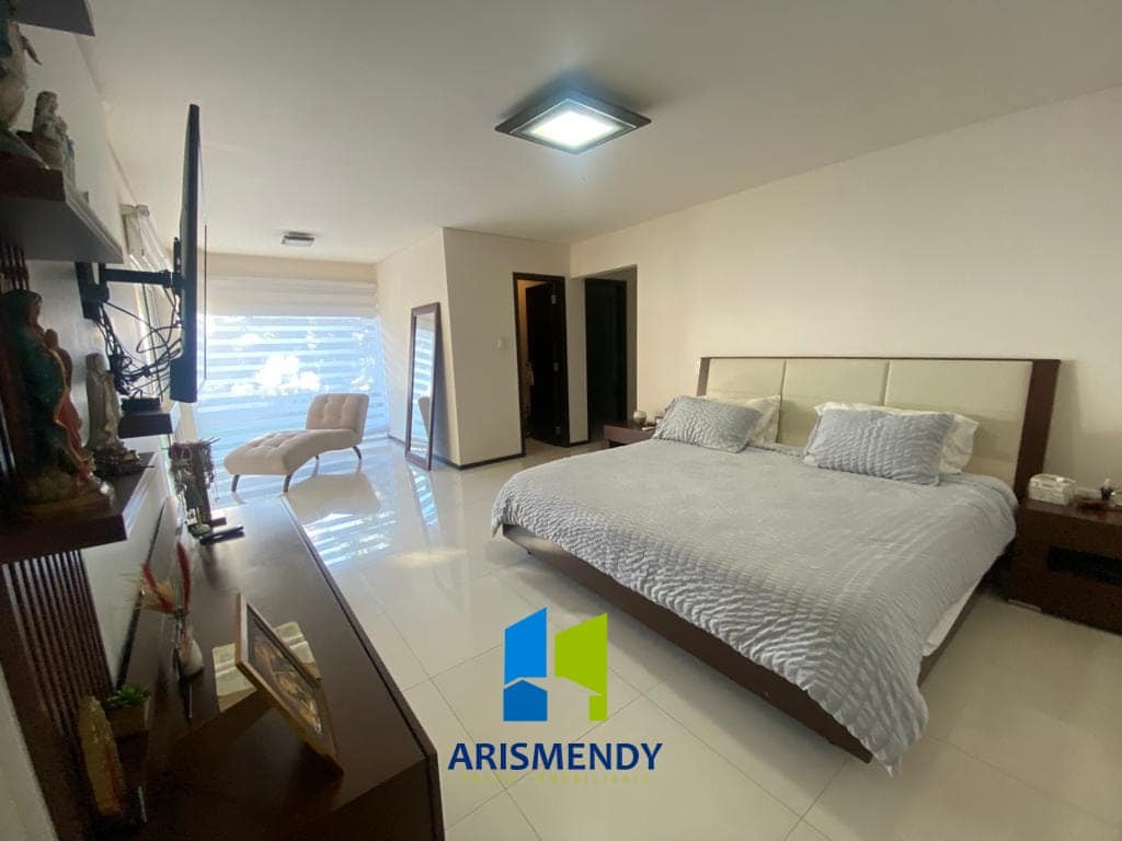 En Venta a $us 420,000 Foto 13