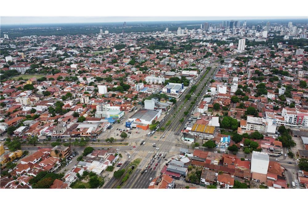 Edificio Avenida 26 de febrero - Segundo anillo a una cuadra Av. Piraí Foto 7